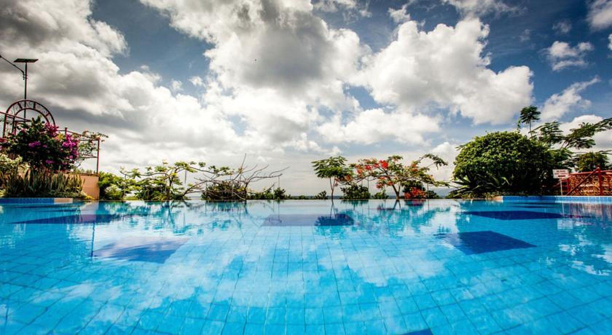 Aston Niu Manokwari Hotel & Conference Center Exterior foto