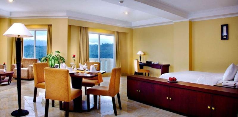 Aston Niu Manokwari Hotel & Conference Center Exterior foto