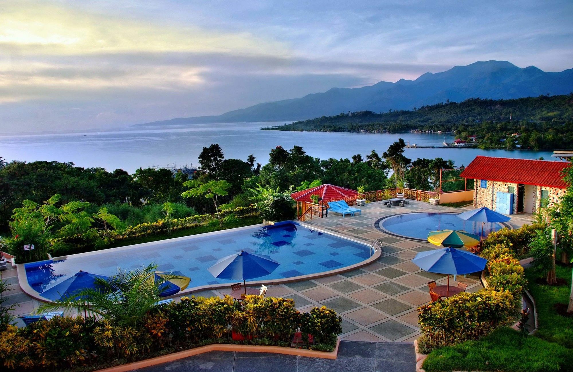 Aston Niu Manokwari Hotel & Conference Center Exterior foto